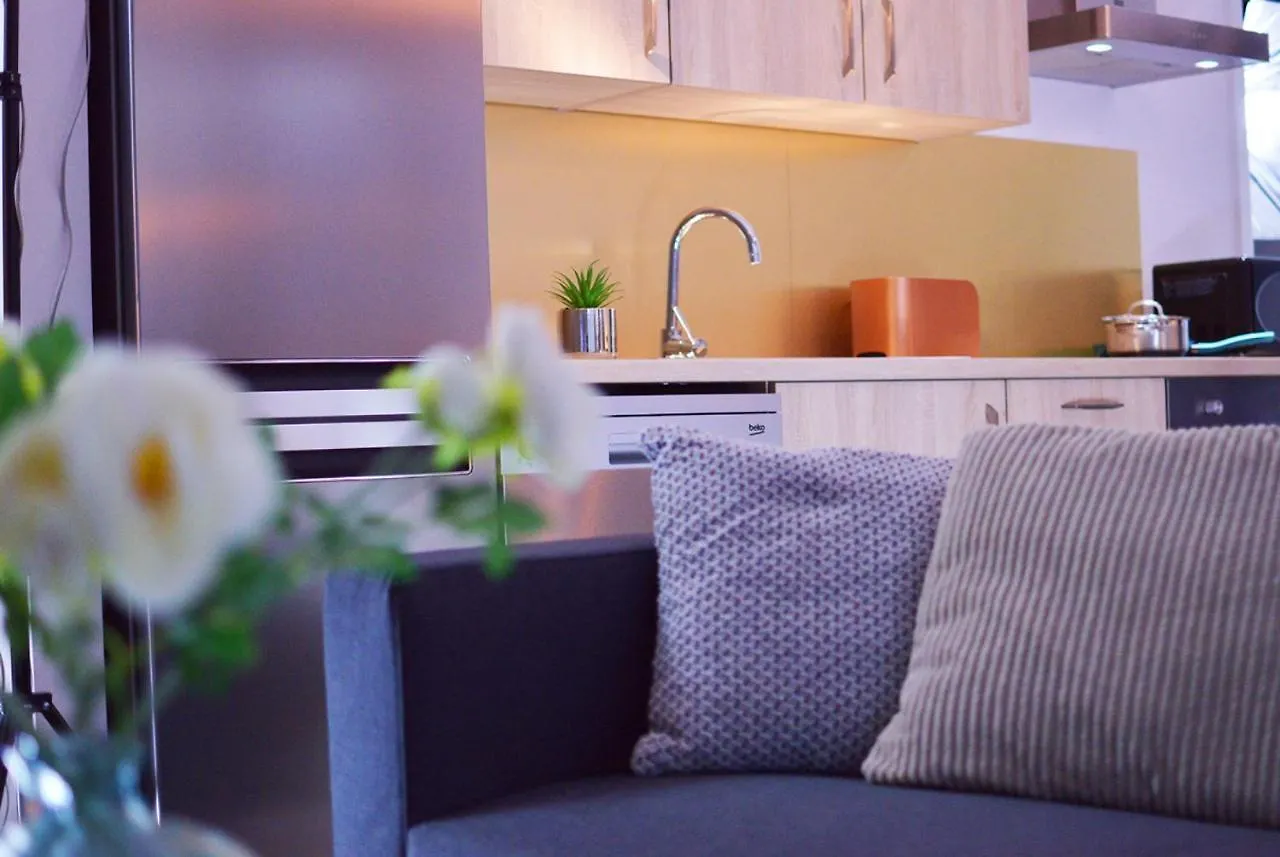 Flexappart Gosselies-Charleroi Airport Apartment Charleroi